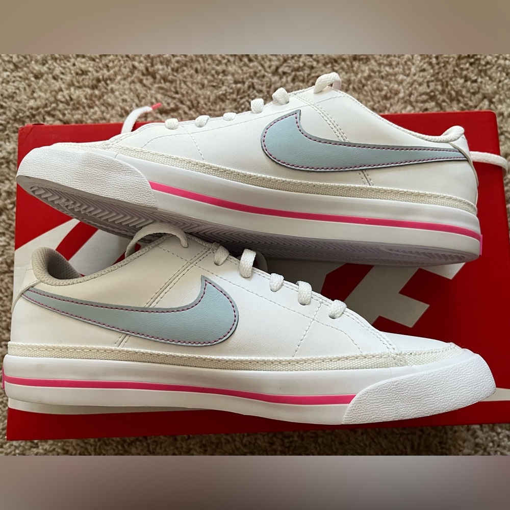 NWT Nike Court Legacy White Blue Pink Sneakers 5.5Y